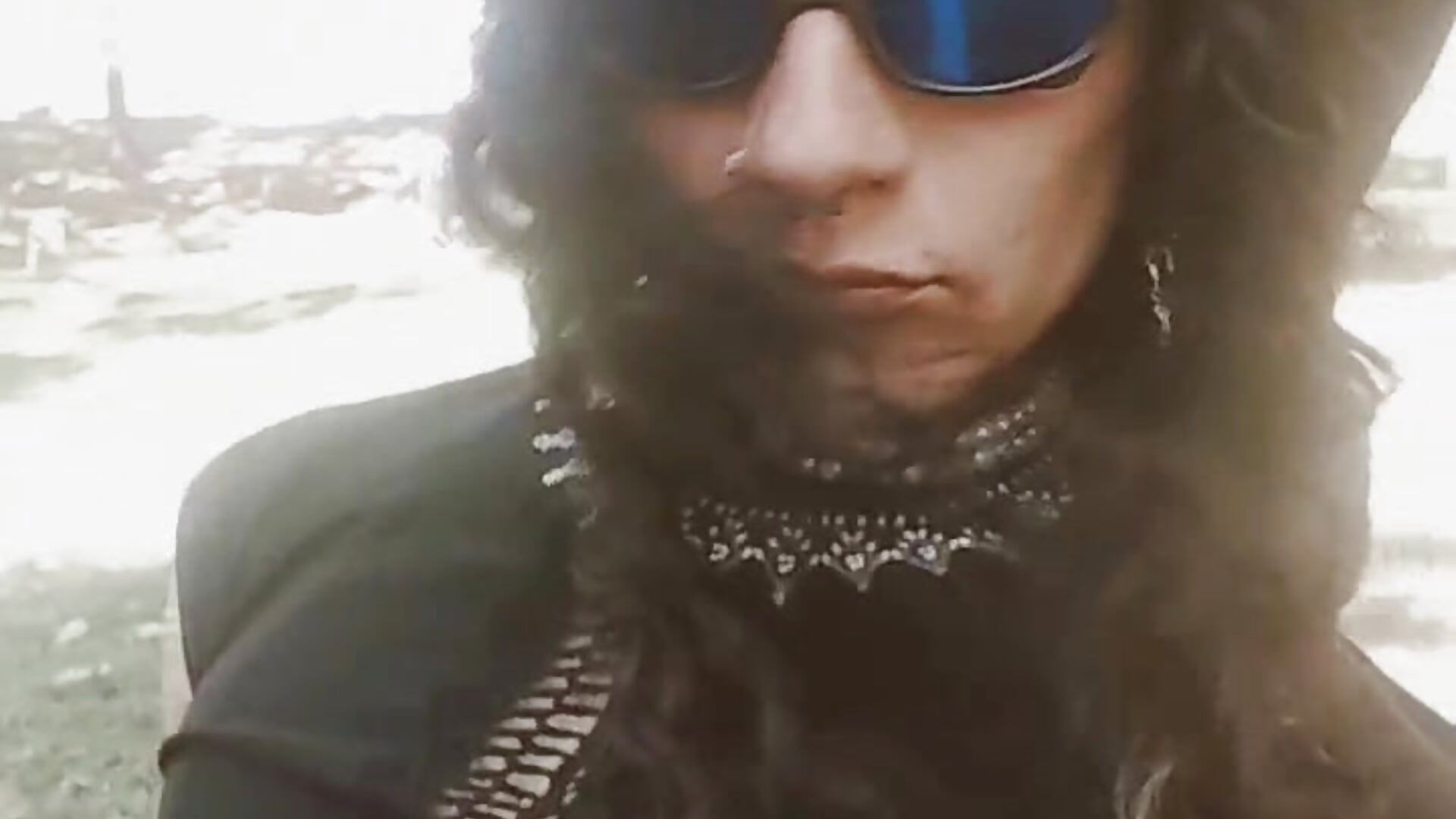 Fumando - Zafiro_subversiva 캠 모델의 동영상