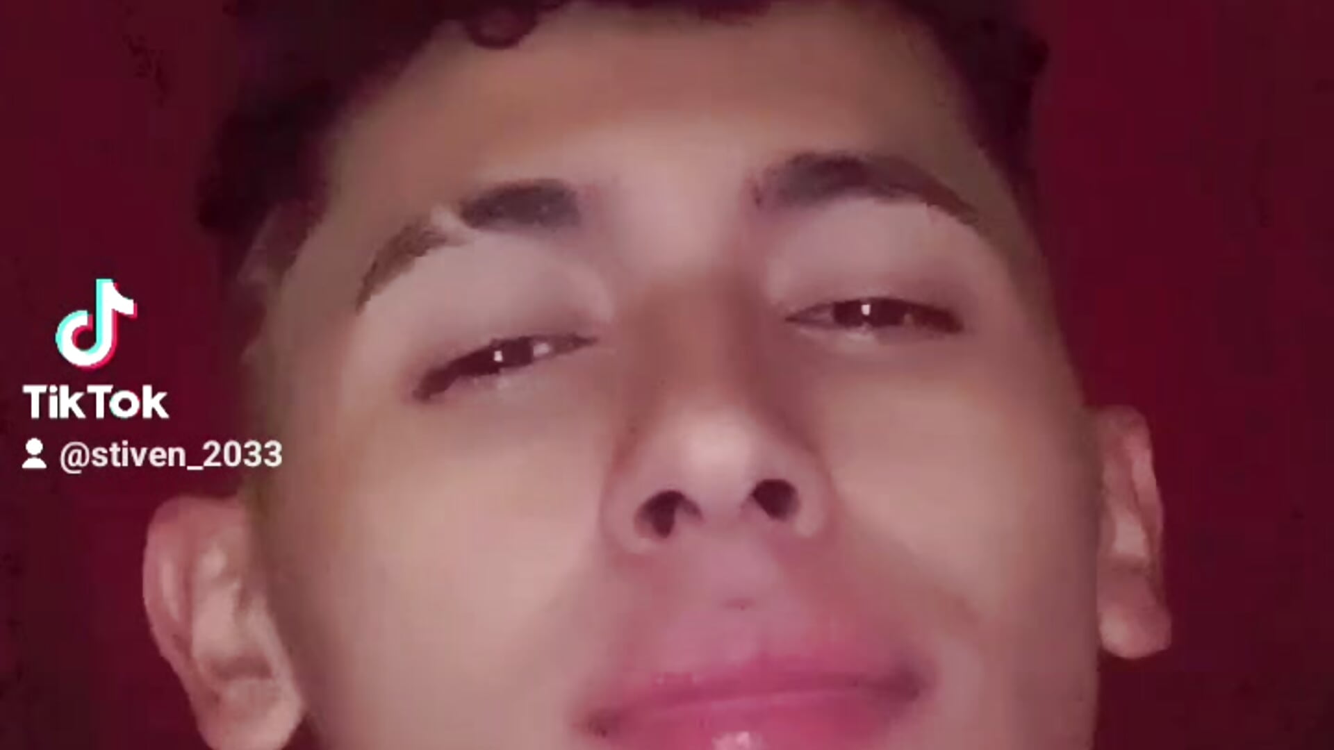 ☺️ - clip cu AlphaNoir7 model videochat