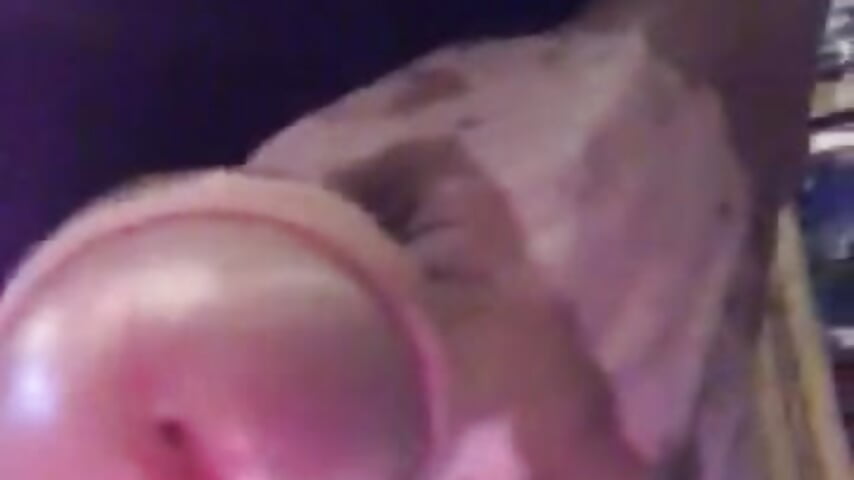 72881441198__F920FEED-9E24-4F04-A01B-B5AD90FB8E77 - video by dudeAfreak1 cam model