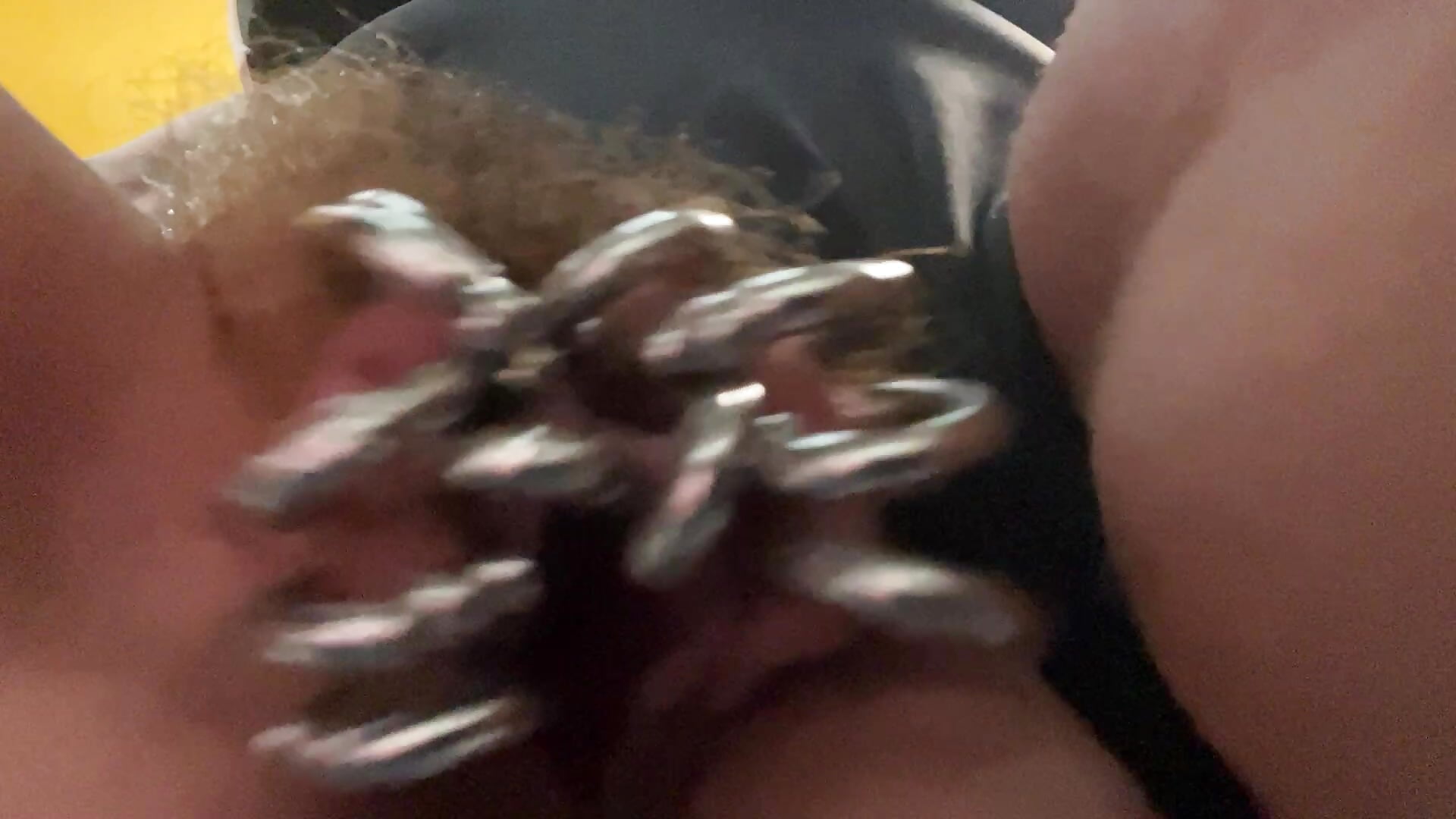 Hairy Pussy Play 😈 - vídeo de NinaVegas modelo de câmara