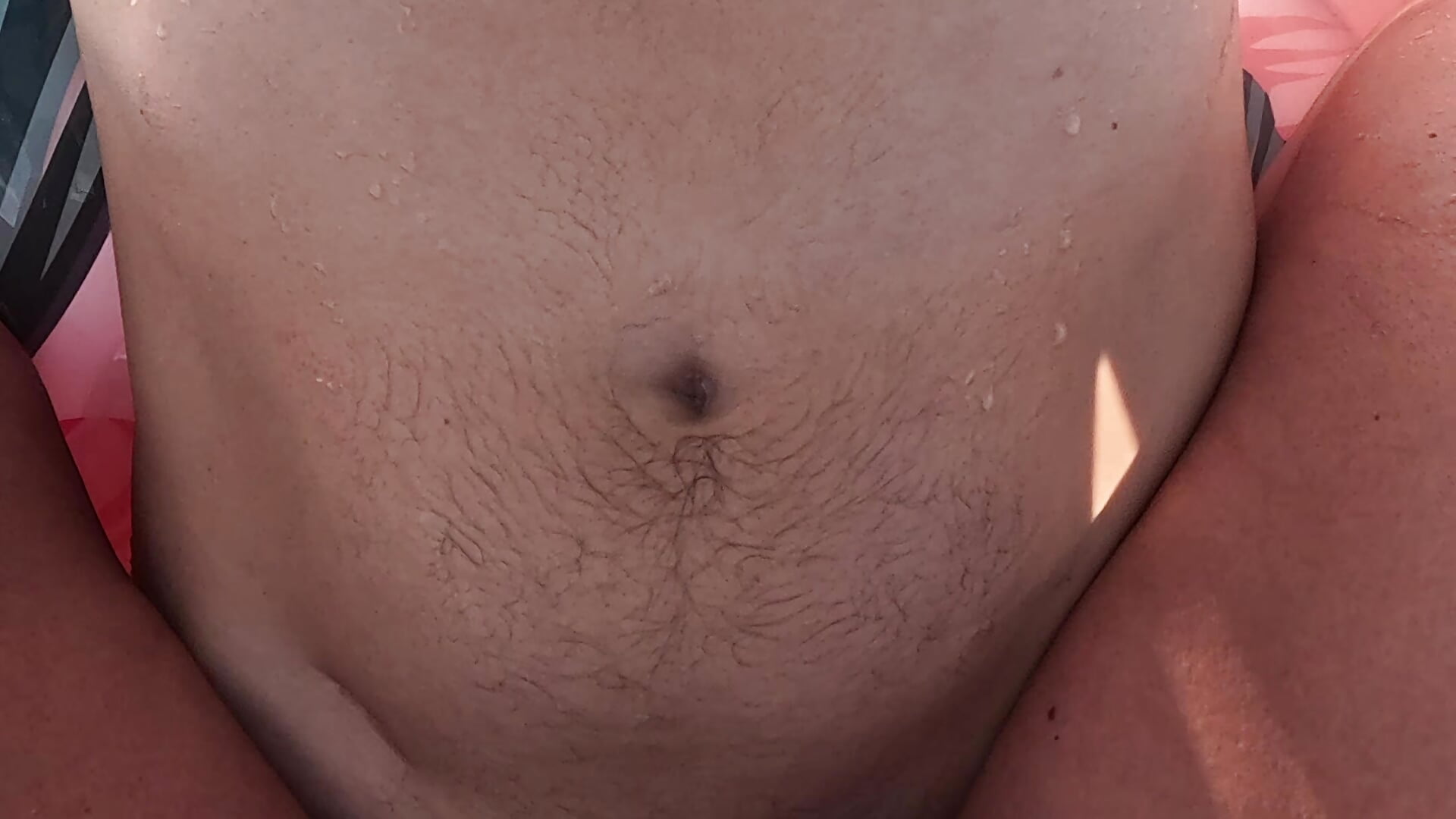 Cowgirl,BJ,CP,Pool,Nude - video by Klamsine cam model