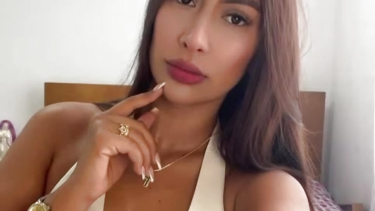 My room🎆 - video by ArianaDumont cam model