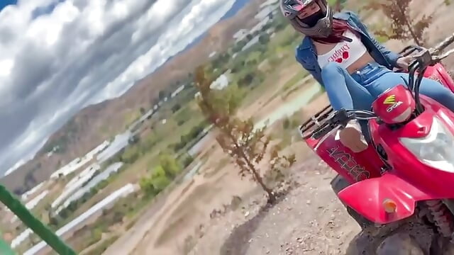 four -way🎀🔥 – video od webkamerové modelky valen_natasha