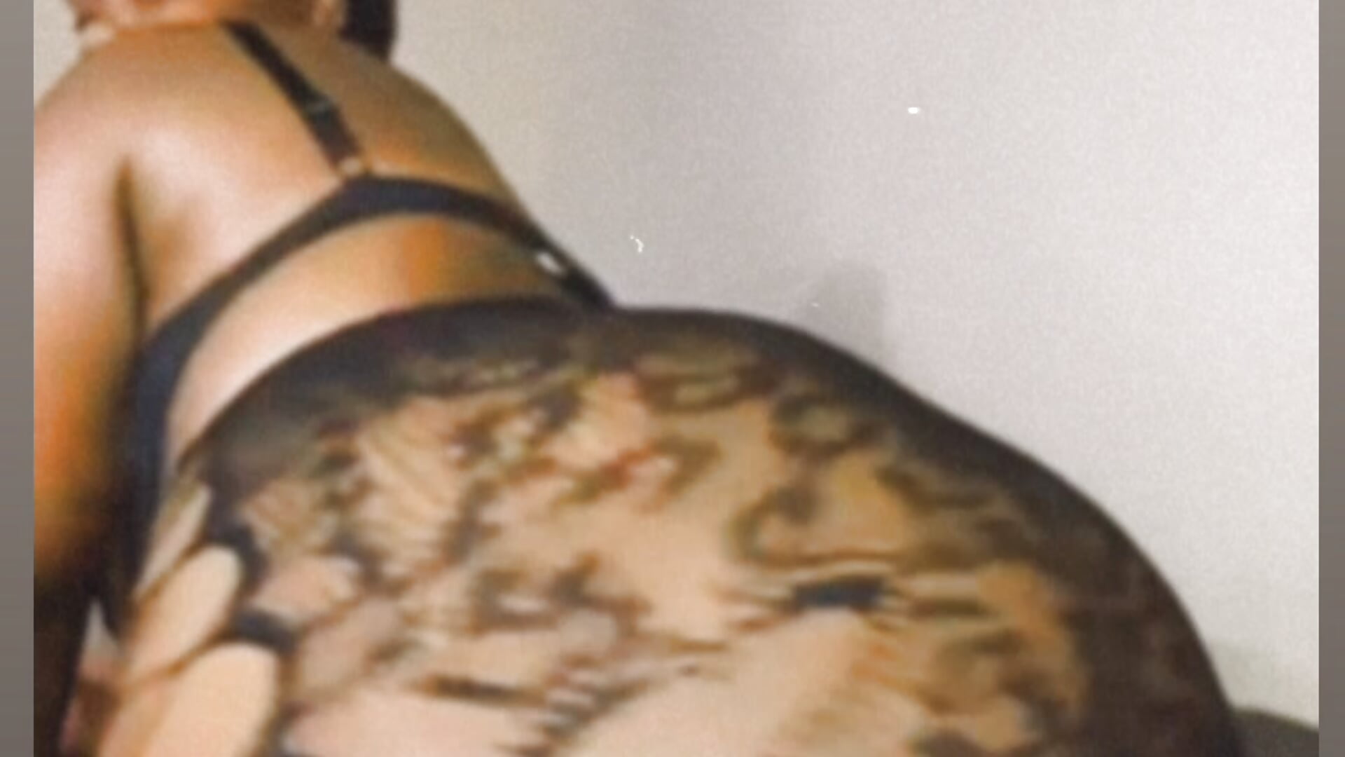 🫦🫦🫦🫦💦 – video af xLadie cam-model