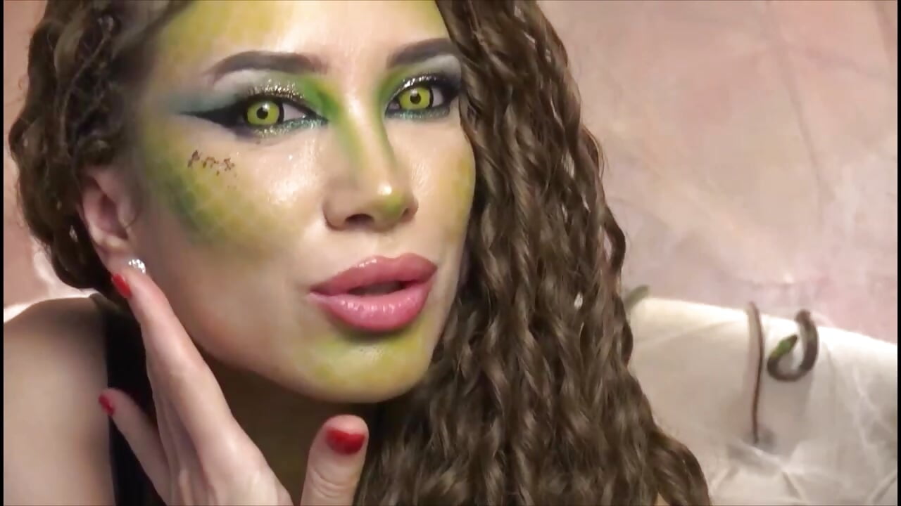 Addictive Snake Goddess in nylons - video by AngelaDevins cam model