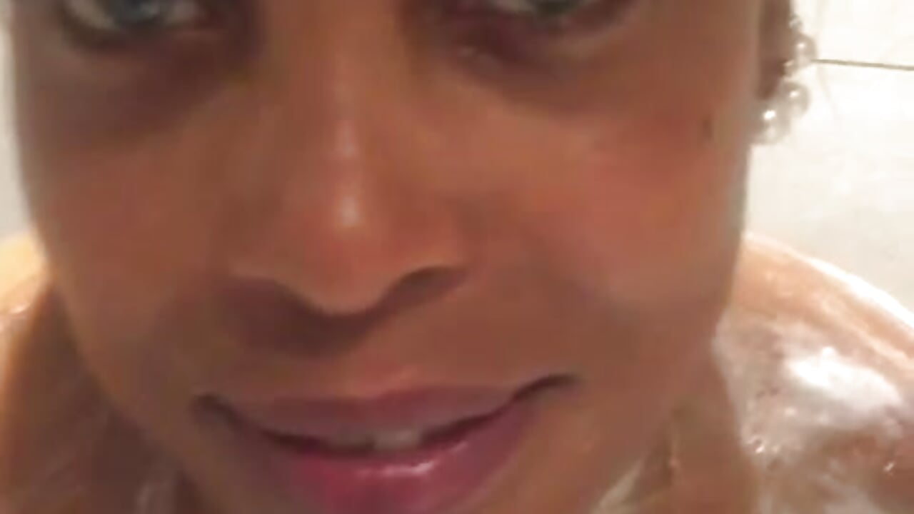 WhatsApp Video 2024-04-10 at 14,04,34 - video by Jennytop cam model