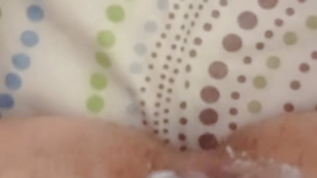 أحححح نزلت لبني 😋🥵