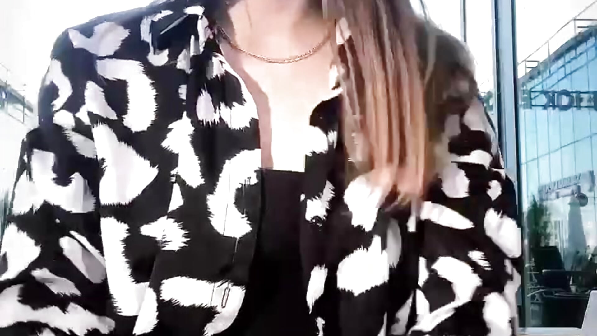 Pretty girl - vídeo de -EmmilyBaby-