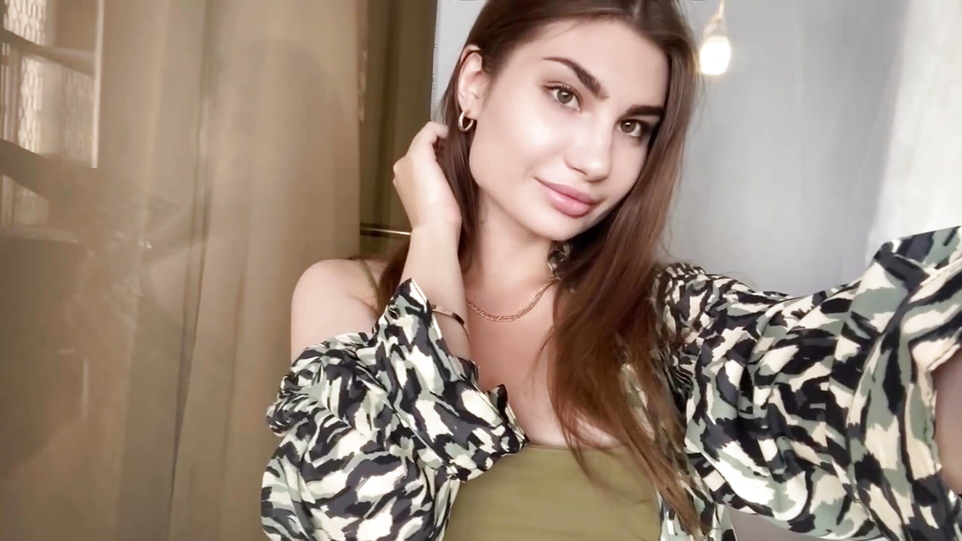 Mmmmmmmm - vídeo de -EmmilyBaby-