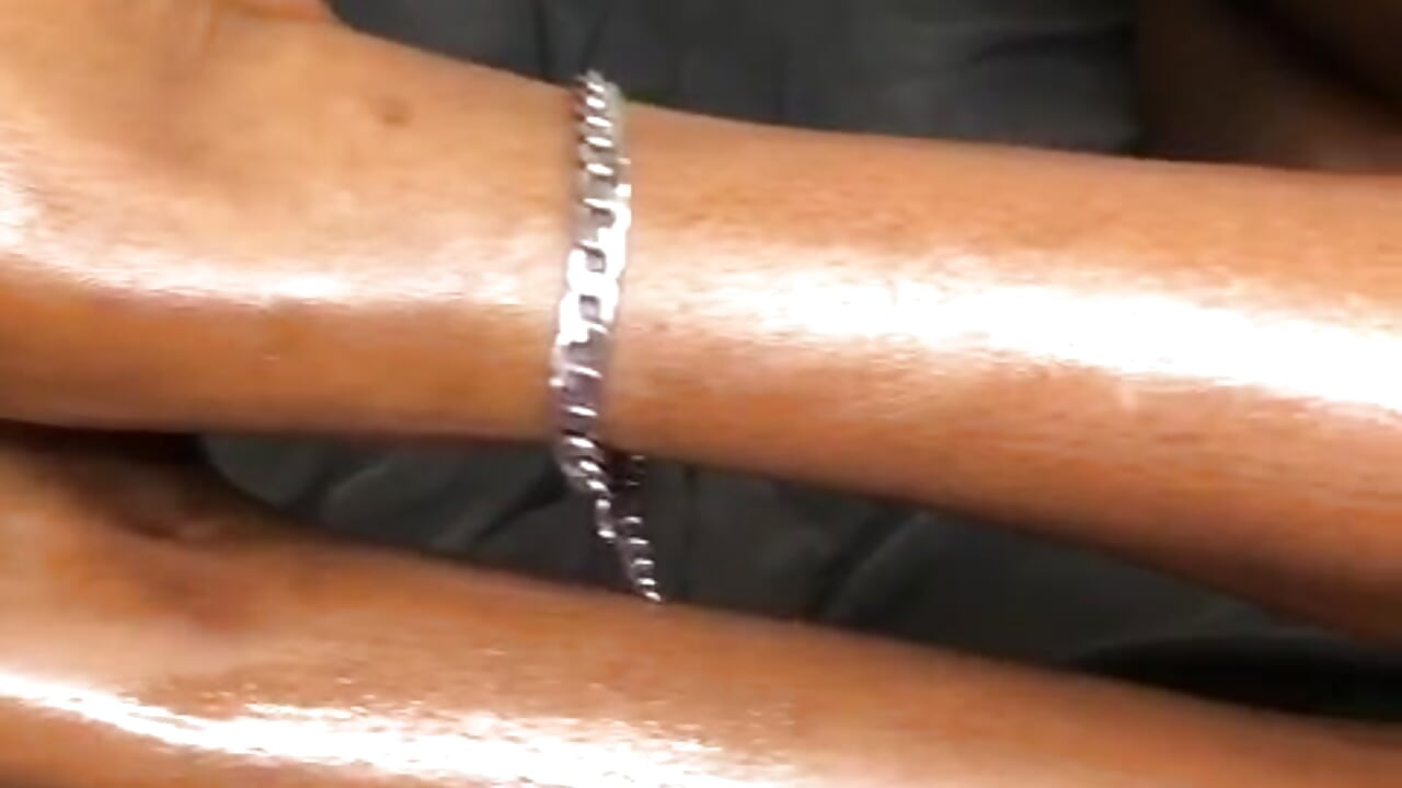 oily foot - video by beeyouteafull cam model