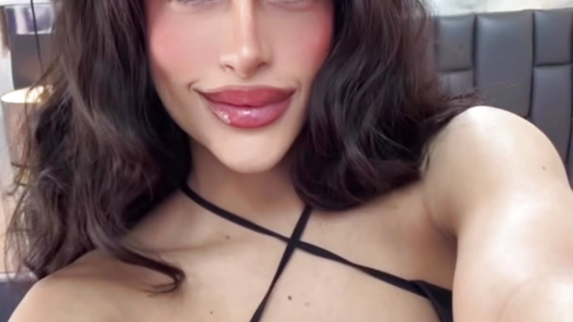 Quiero ser tu favorita - video by _cat_18 cam model