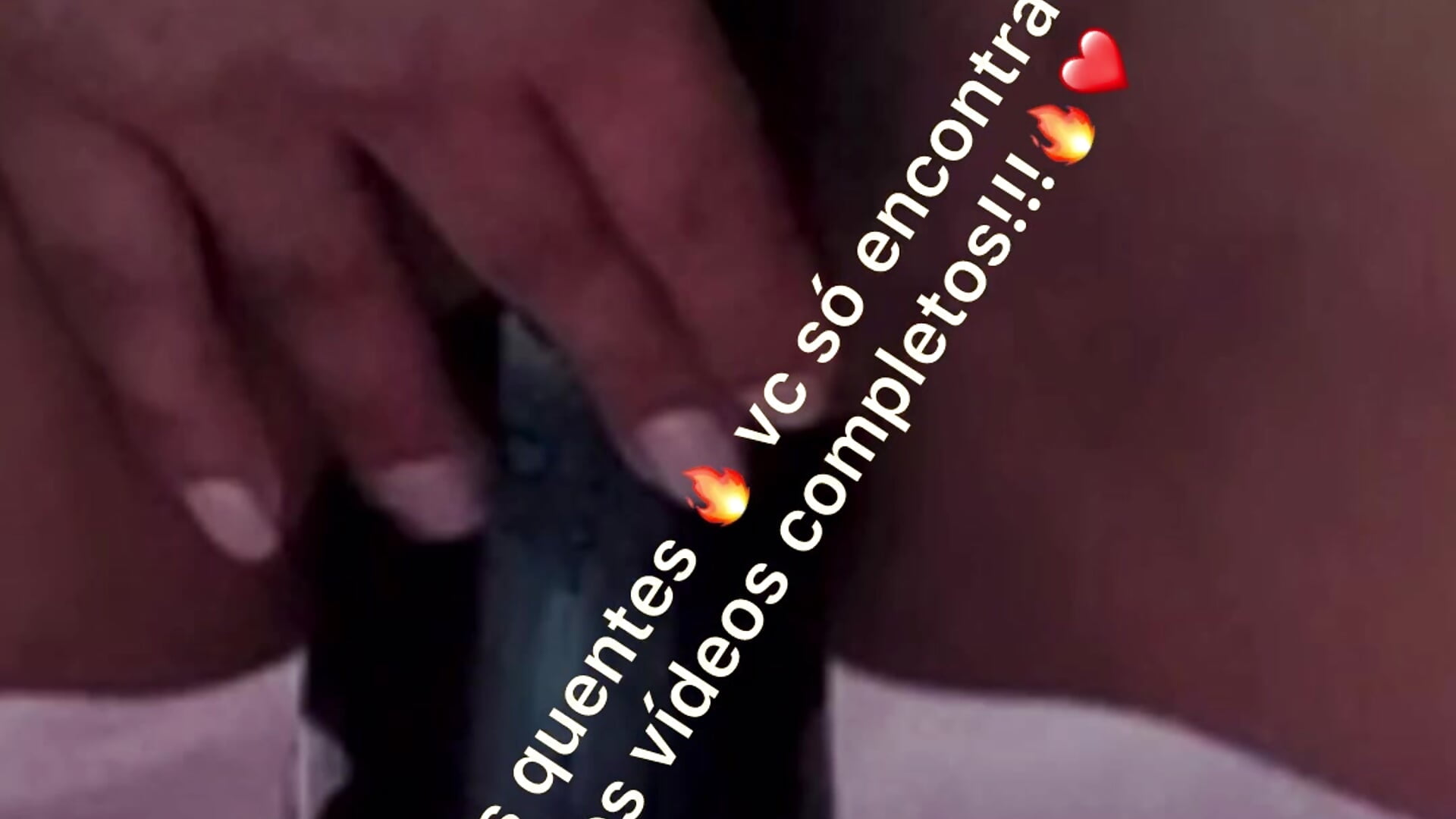 Socando a garrafa pet até o fundo🔥🤭 – видео вебкам-модели Chande69