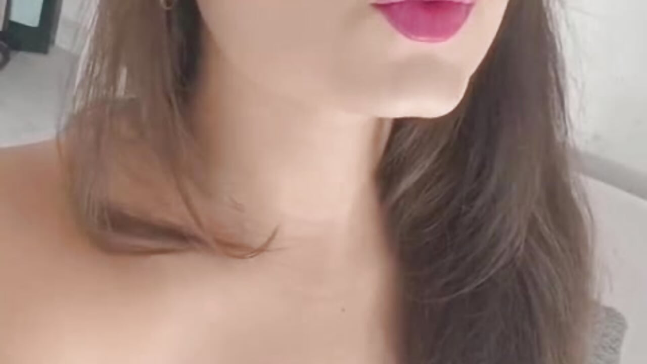 WhatsApp Video 2025-04-02 at 10,33,44 AM - video by auroraa_sexy cam model