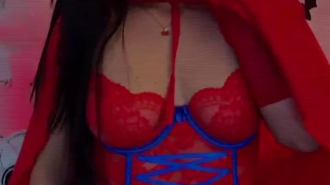 Halloween 2025 - video by Thayssa_ross cam model