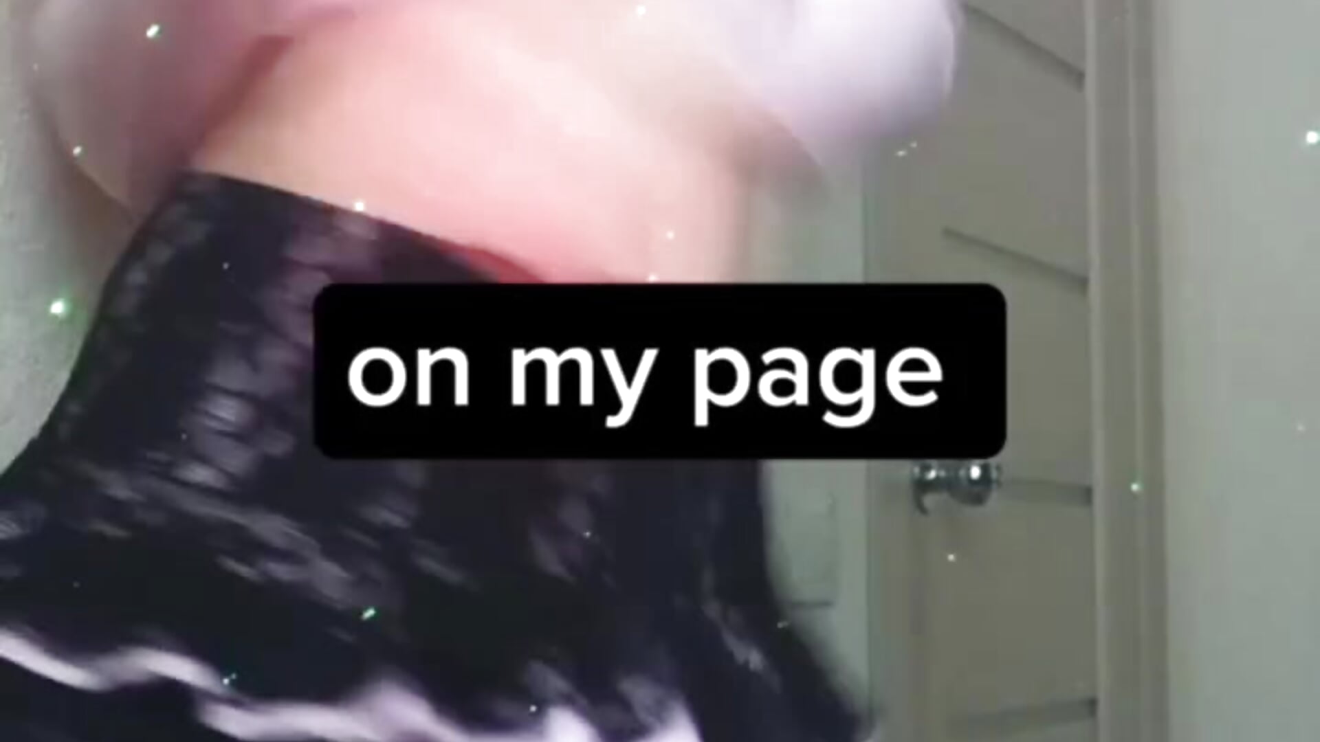 A message for my friends - video by FrancescaCollins cam model