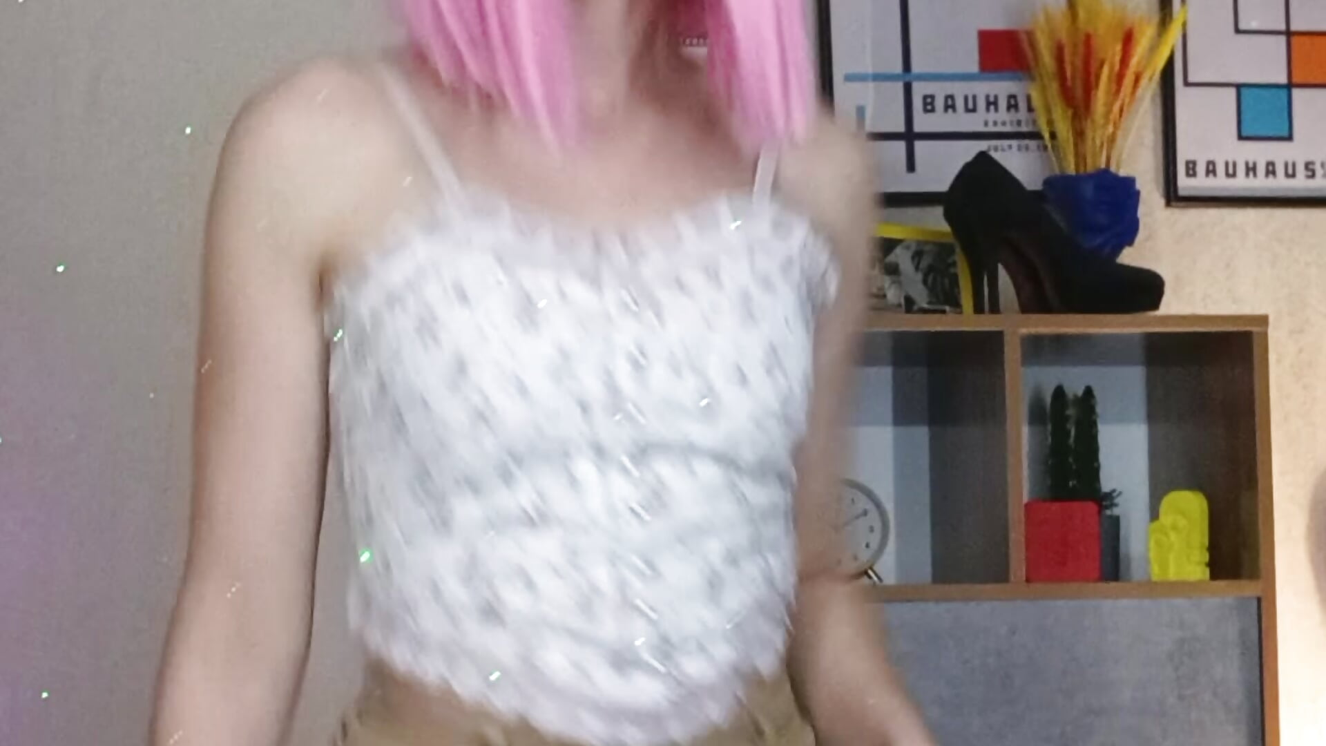 Pink hair - video by FrancescaCollins cam model