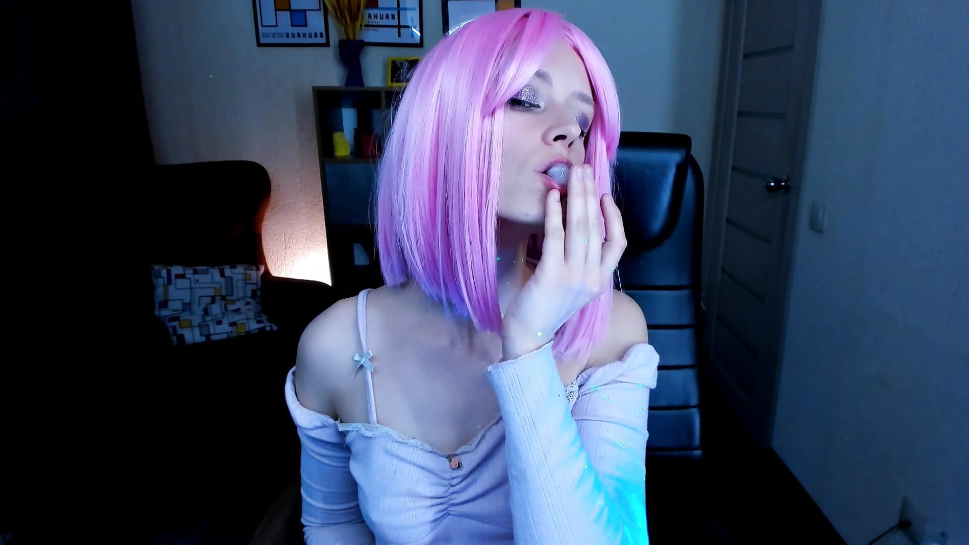 Ice baby - video by FrancescaCollins cam model