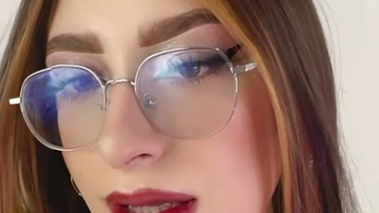 WITH MY GLASES 👓－カメラキャストのkarly_riossの動画