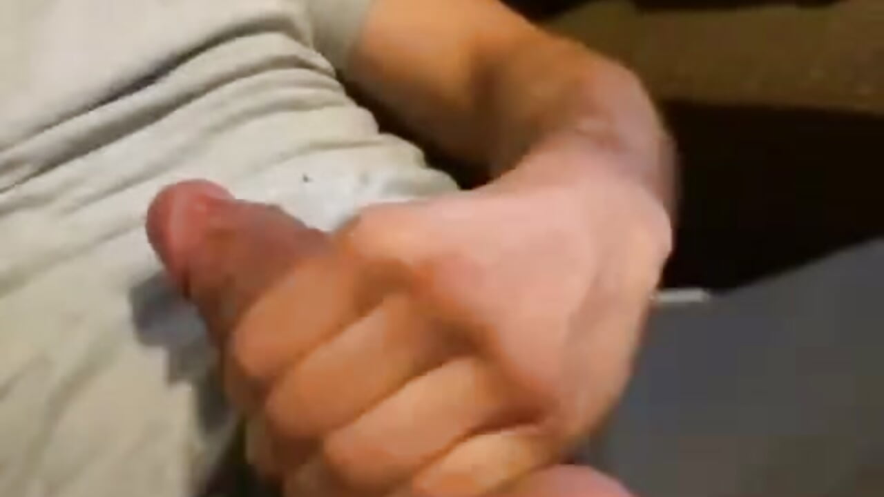 spun blowing clouds jerking my big cock - vídeo de la modelo de cam jdrizzle8699