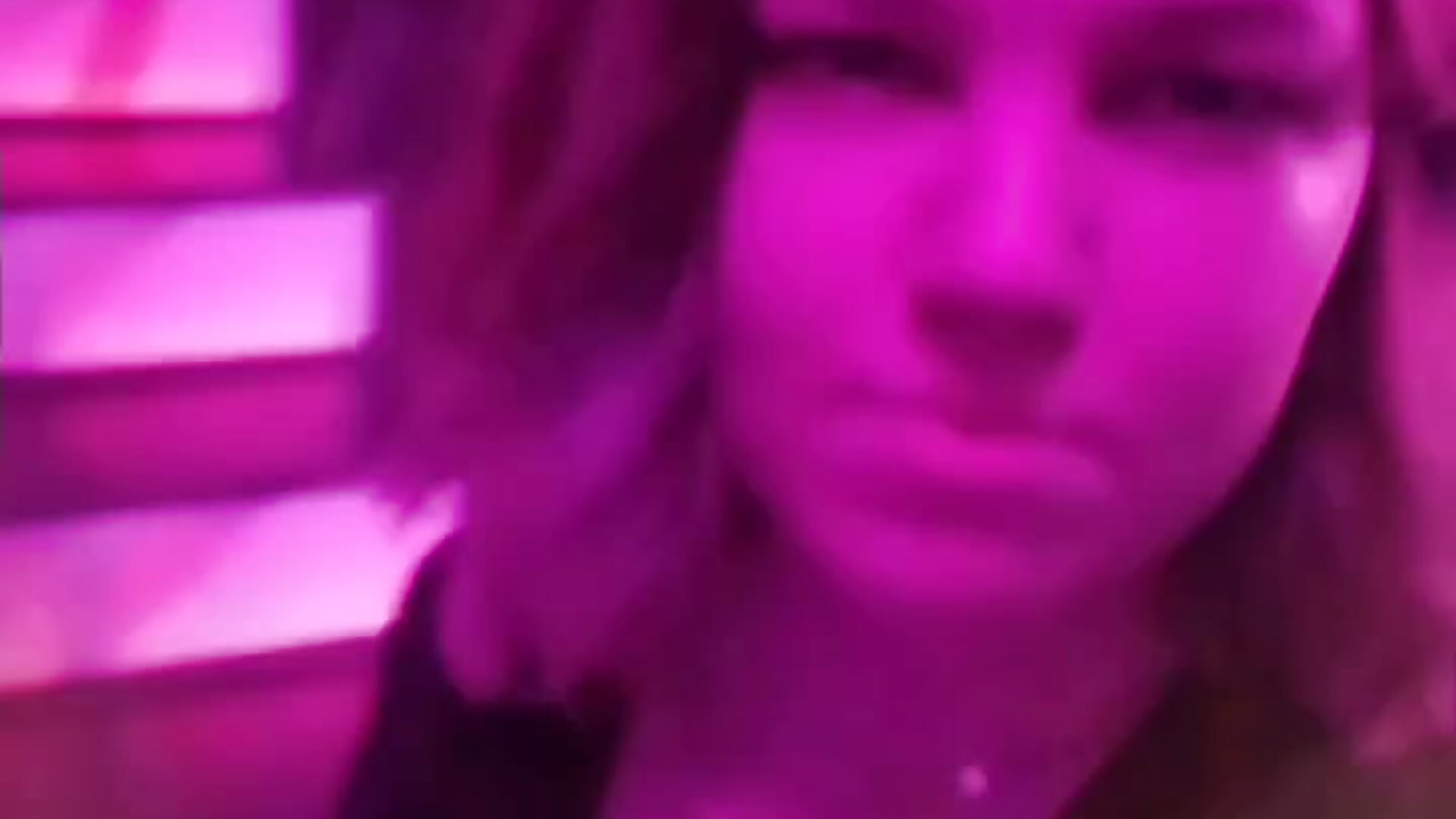 In club / Open it and take a look - video by VioletteWay cam model