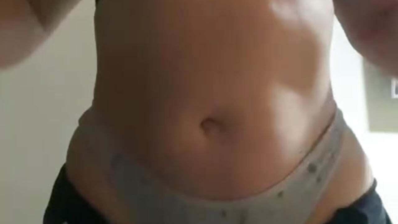 Big big big ass - video by PariisRoa cam model
