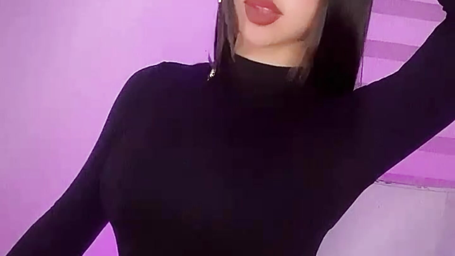 trim,25955EA0-06DB-4CF8-86DA-AFA7F22385A8 - video by Violet_spencer cam model