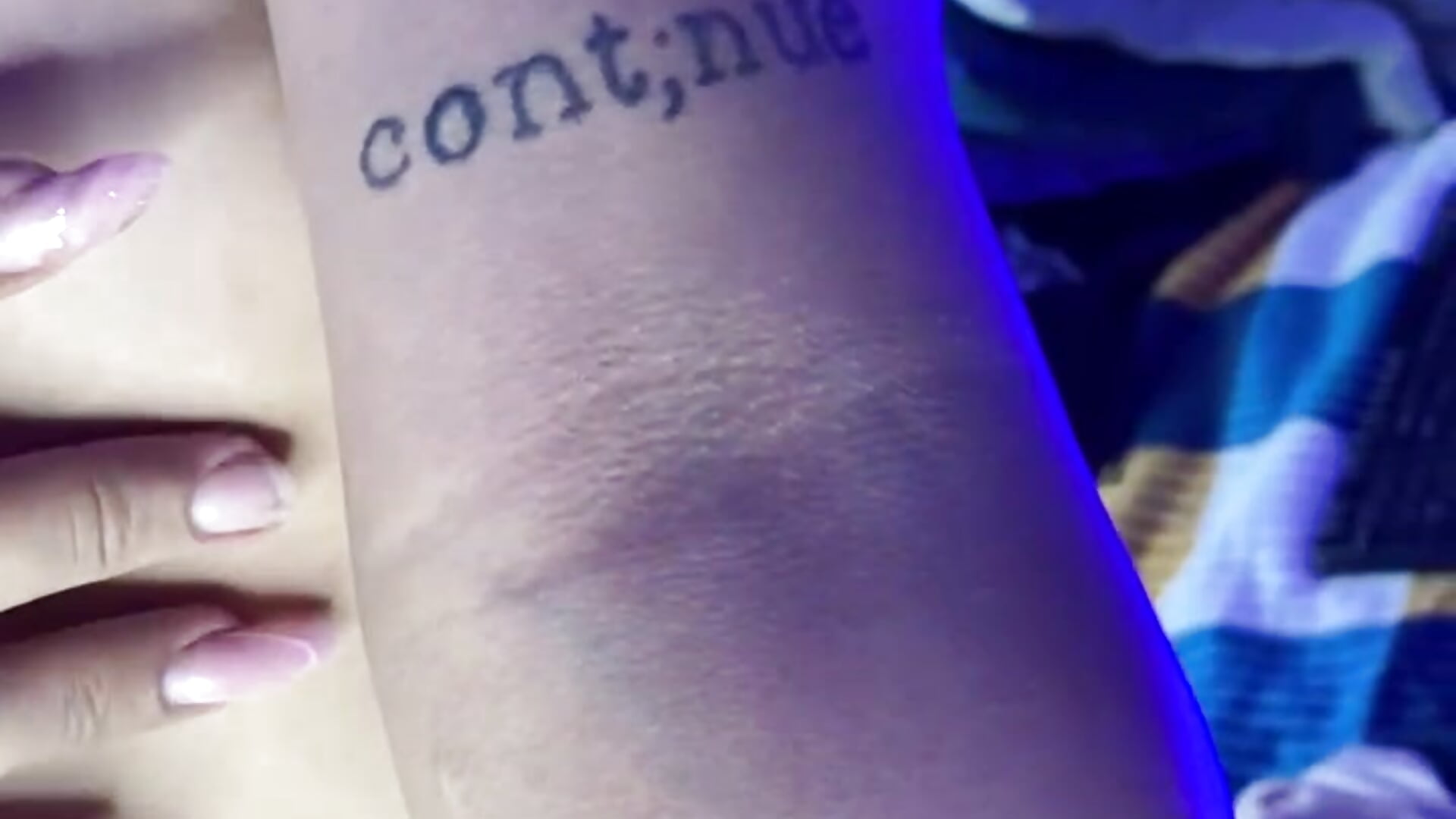 ALL MY TATTOOS! 🤭 – video modela na kameri yossi_peach_cute