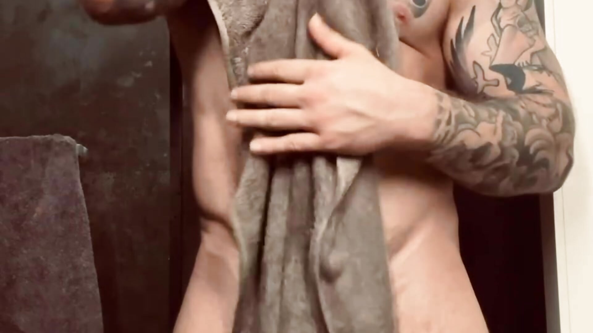 My bad boy🥵 and her big dick – видео вебкам-модели WilllldLovers