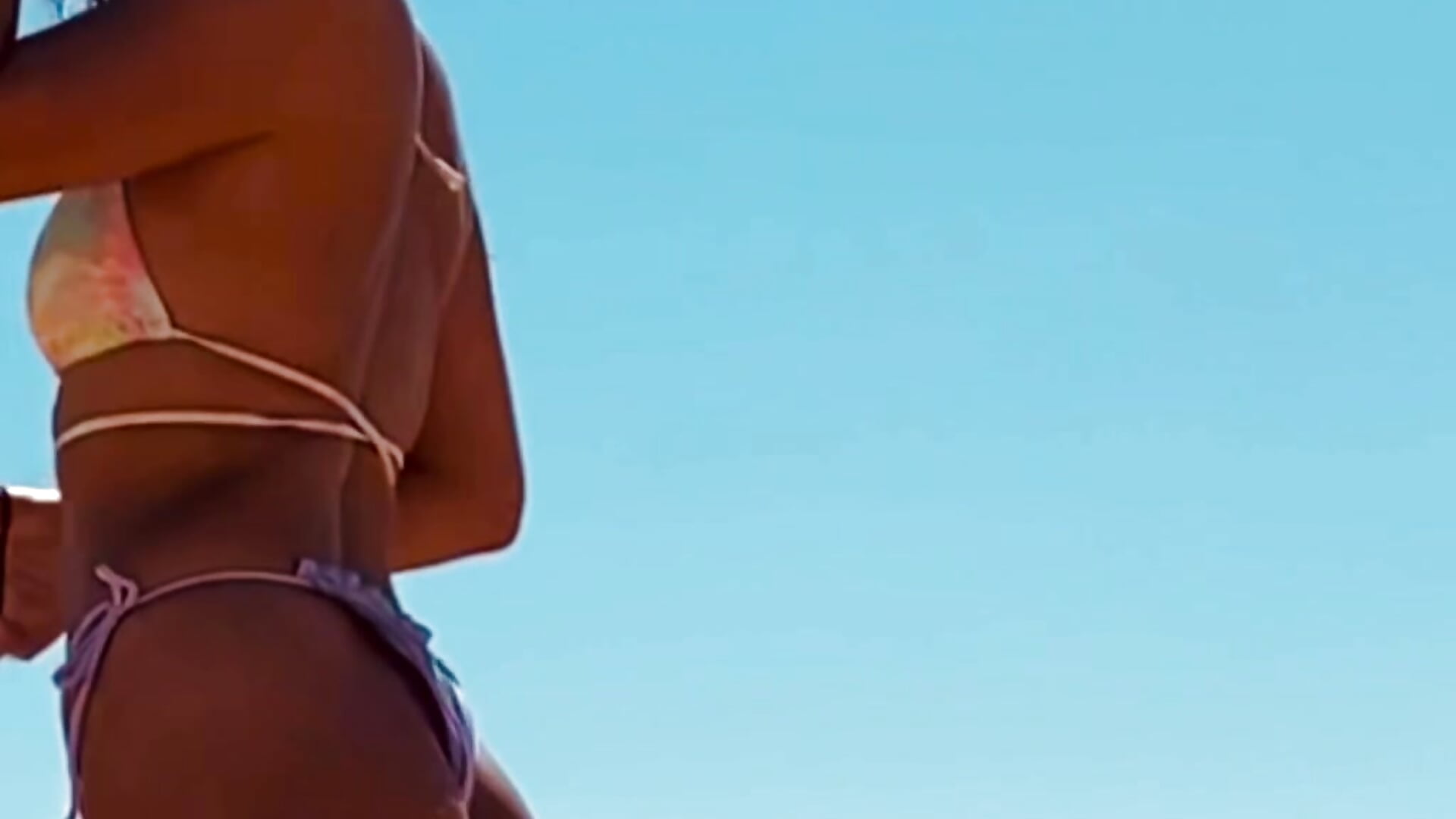 Sand and sun - video by Anna_Pirson cam model