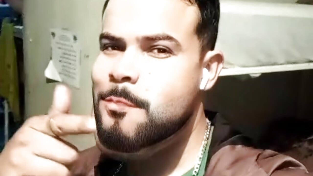 dccc2abb-6f56-4a39-9e30-f8e35aa4bf56 - video by taxiome cam model