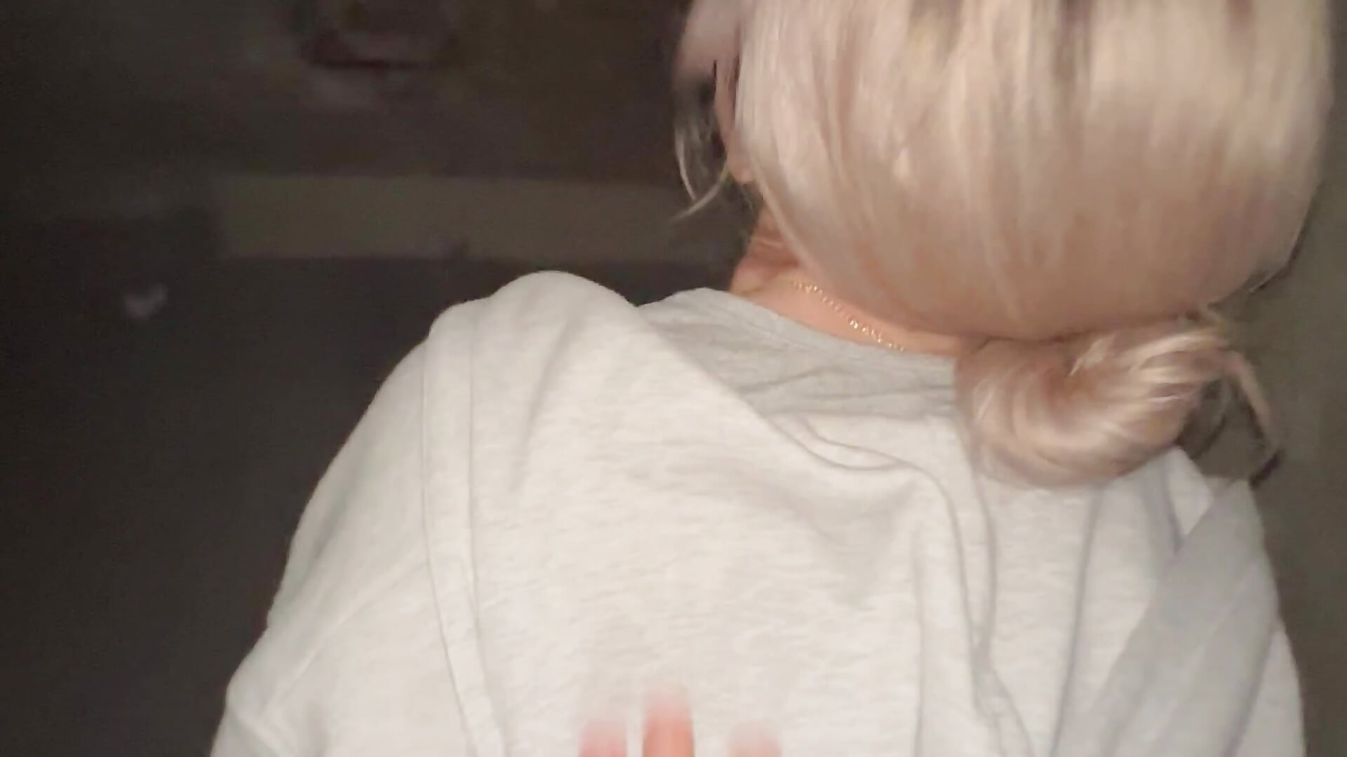 Taeser für mehr SexVideos von uns im Varlassen Gebäude - video by Holly-Glamour cam model