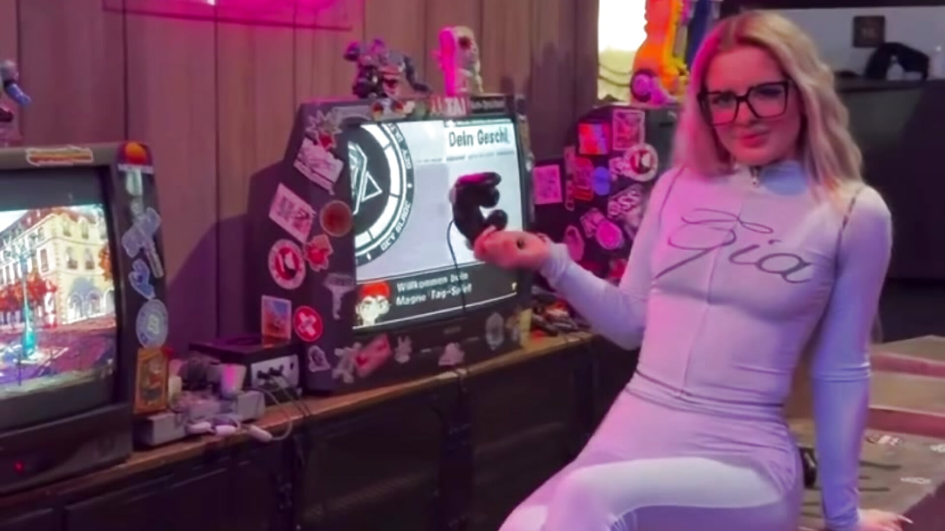 🩵🩵🩵 - Video von Holly-Glamour Cam-Model