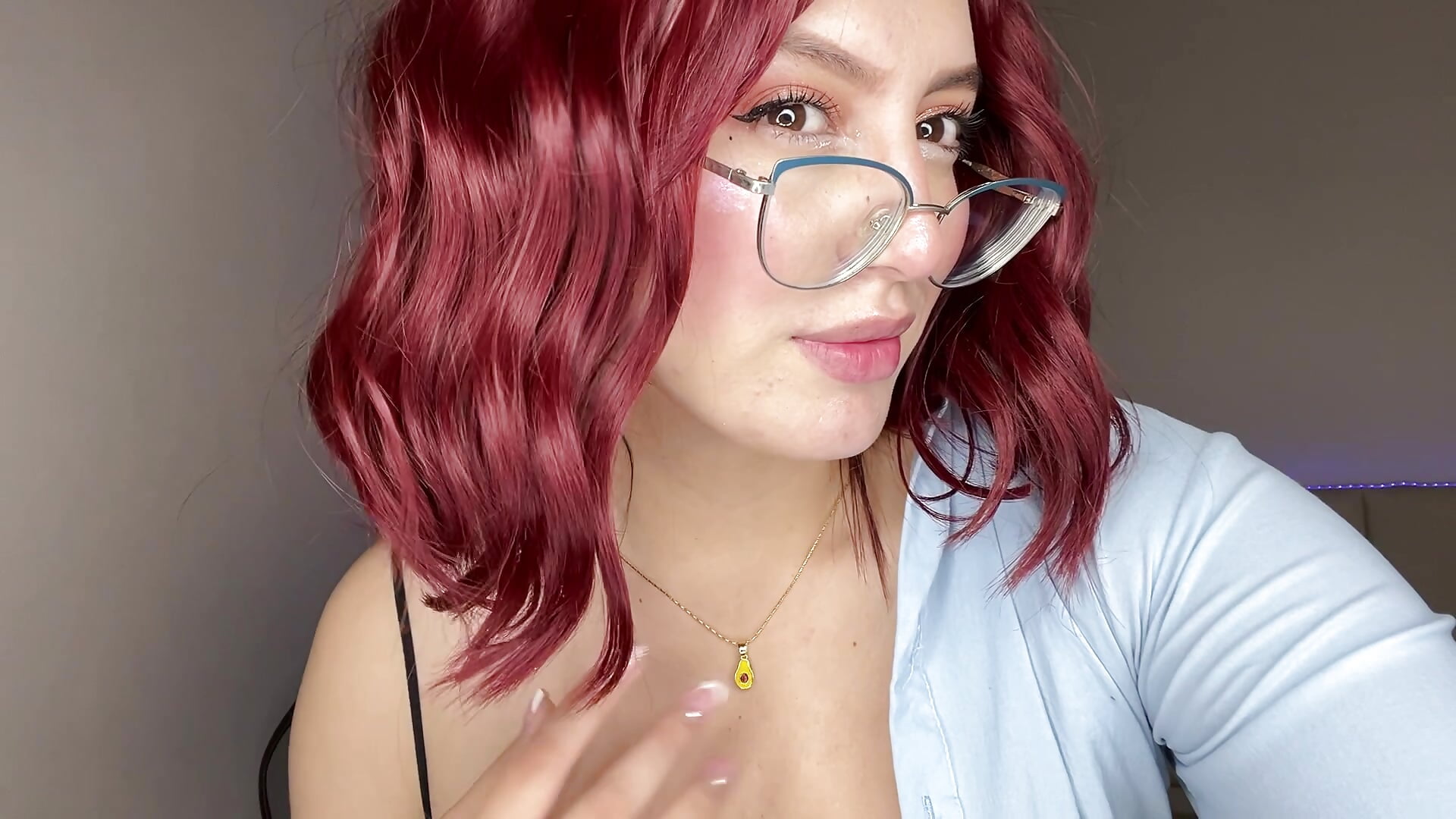 Spit tits - video by VioletPearson cam model