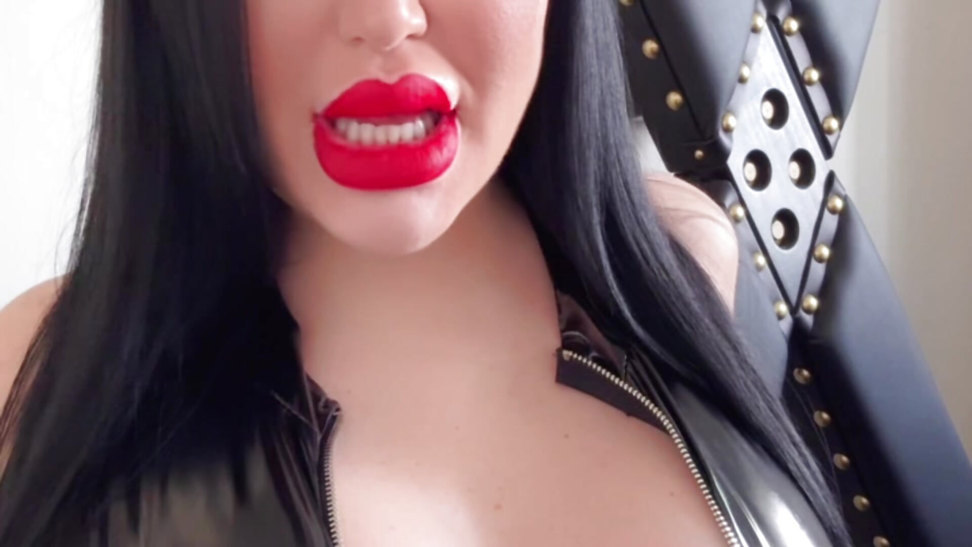 Mommy's Online! - video by yourgoddessangela cam model