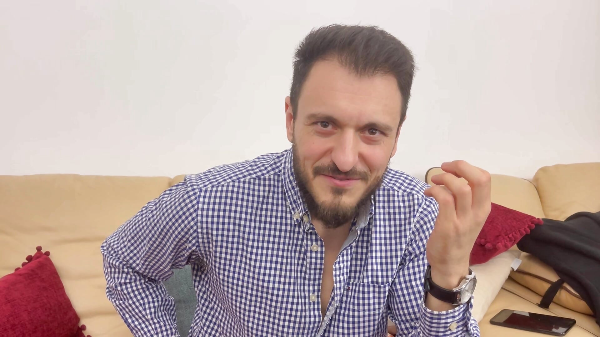 video-output-E6228476-1D43-458B-93CB-30521AFEF332 - video by HankRockwell cam model