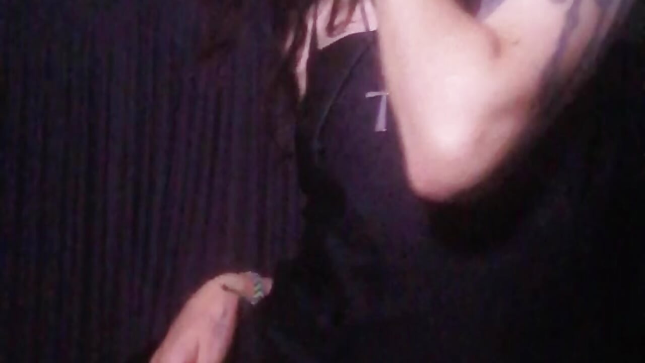 Love my wavy hair 💕 - video by HerMagickTouch cam model