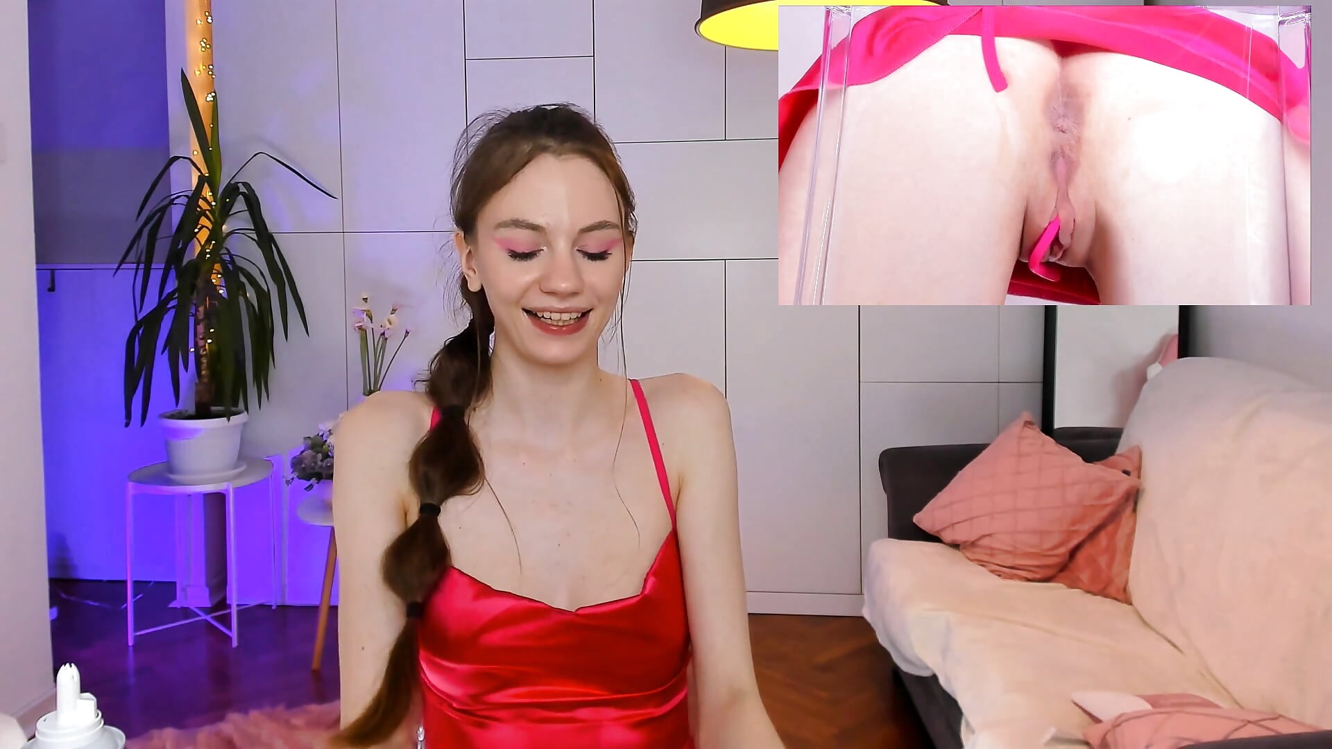 No panties on date and that happened - video by Alyssa_Smitt cam model