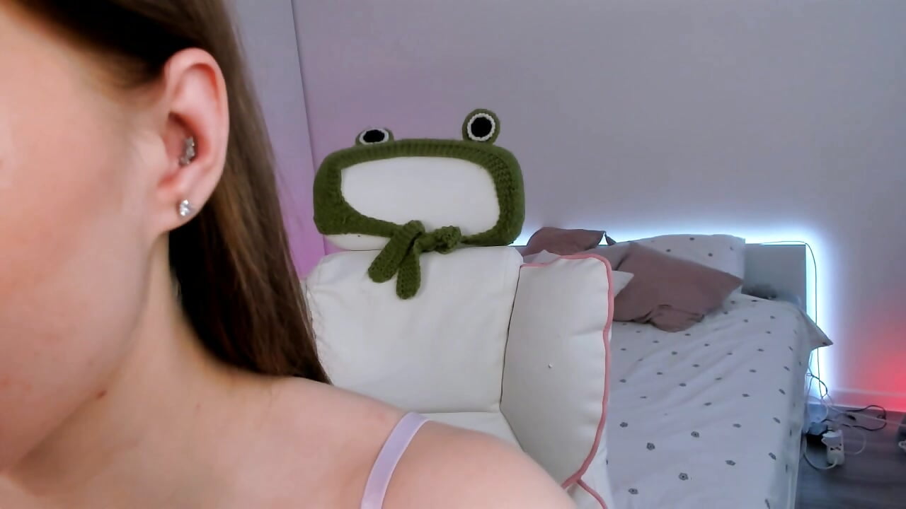 My earrings ♥ - vídeo de la modelo de cam Eva_Davi