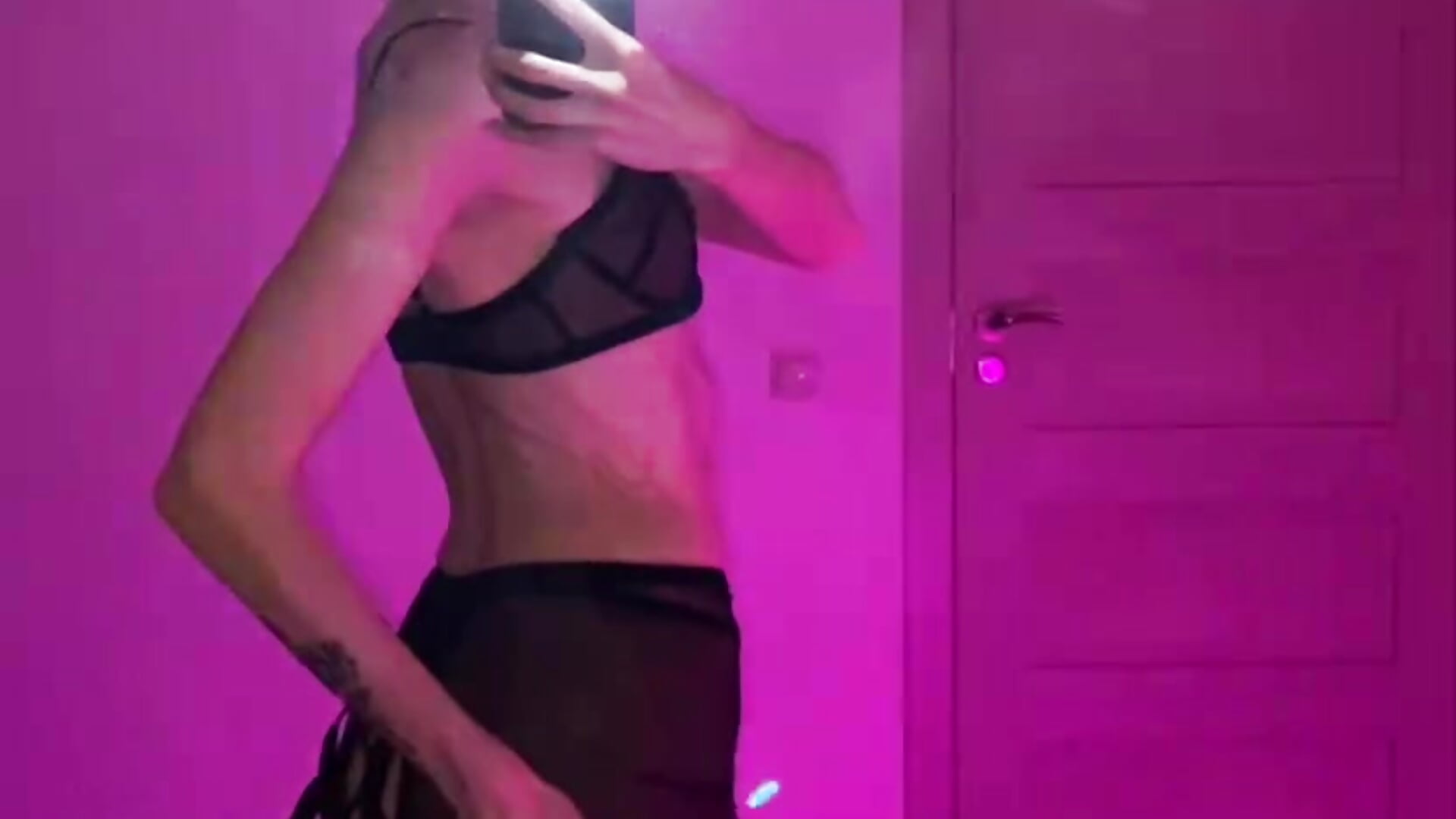 Black is sexy - video by Mermaid_Melody cam model