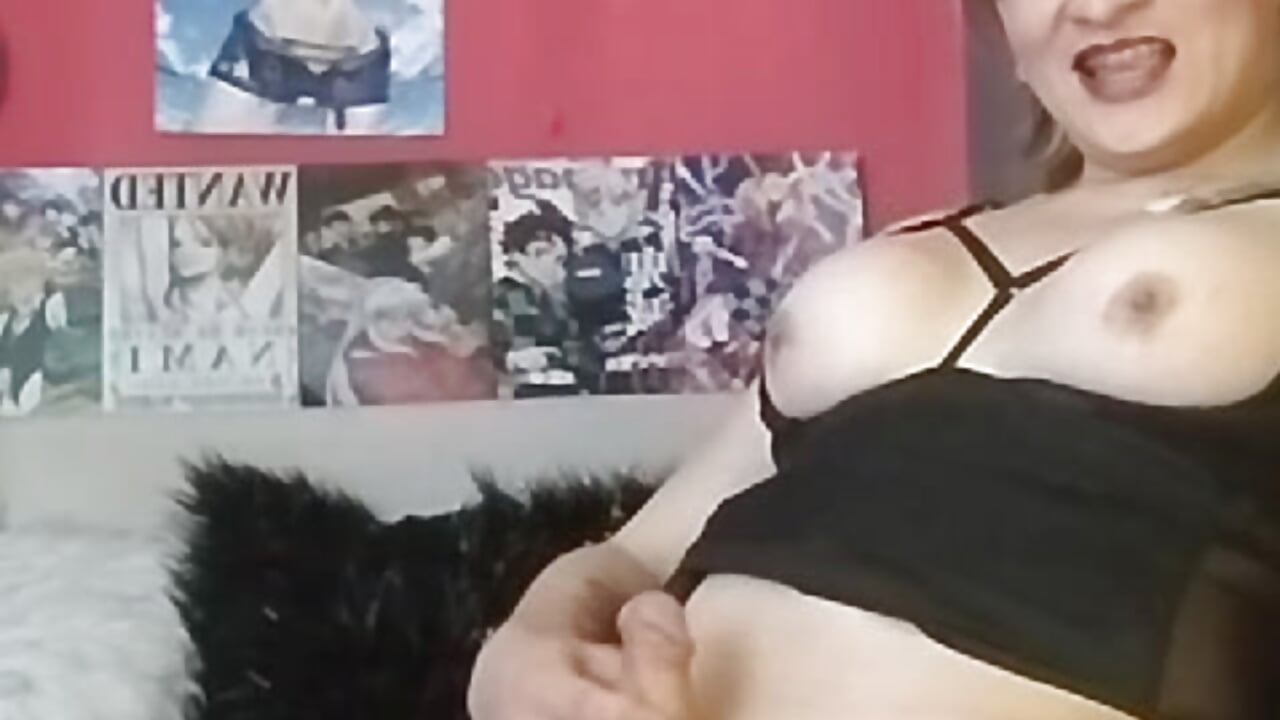 a big cumshot with a lot of sperm - video by violl3tfoxx cam model