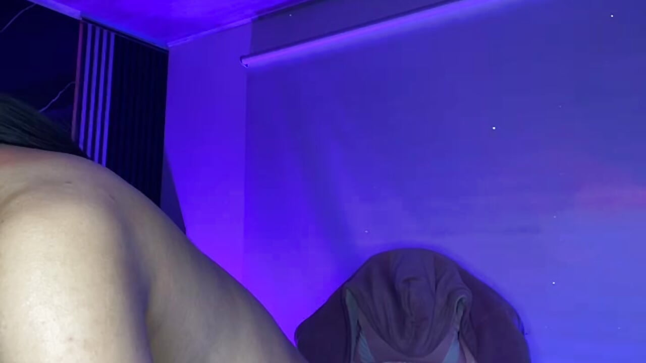 [22 Apr 17:10] Private Show - copy 23 Apr 00:25 – video af Ady_18 cam-model