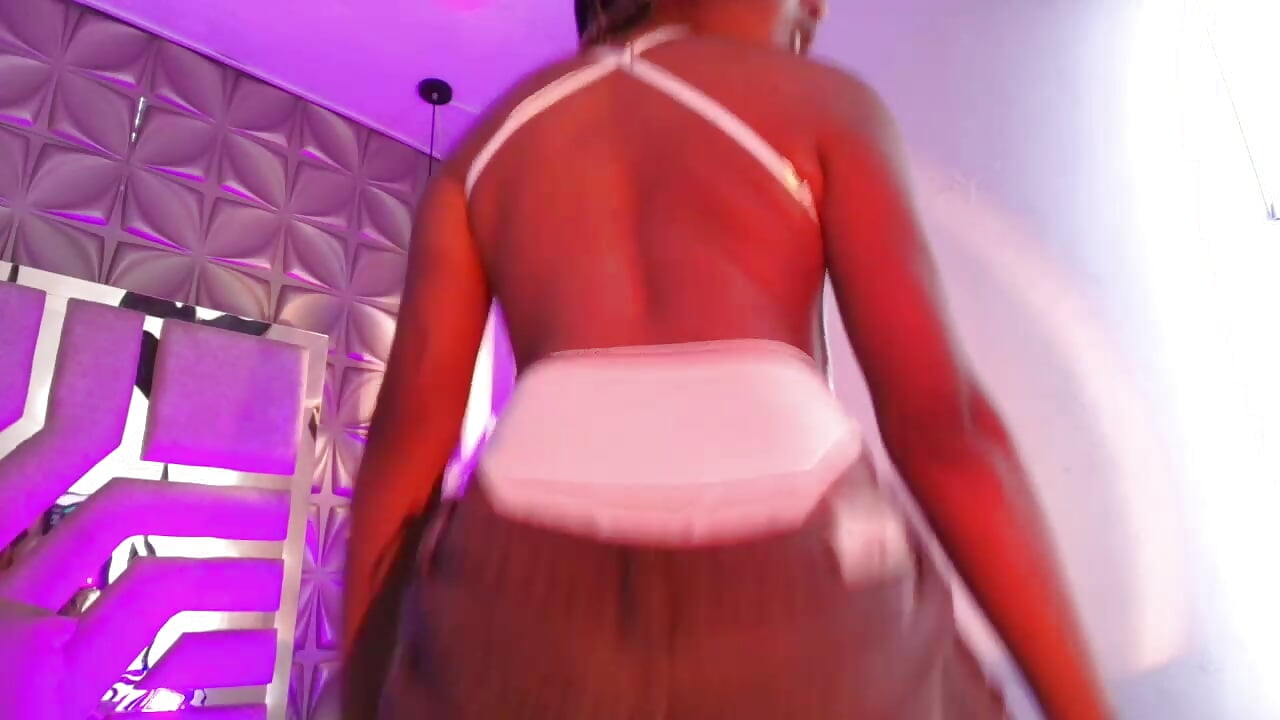 Twerk - 視頻由 Queen_perla_ 主播提供