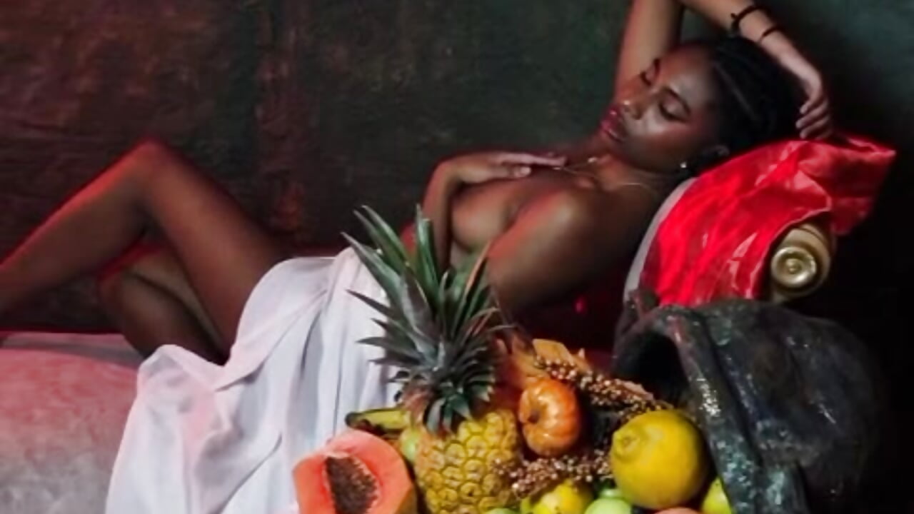 Some photos are coming ... - video by Queen_perla_ cam model