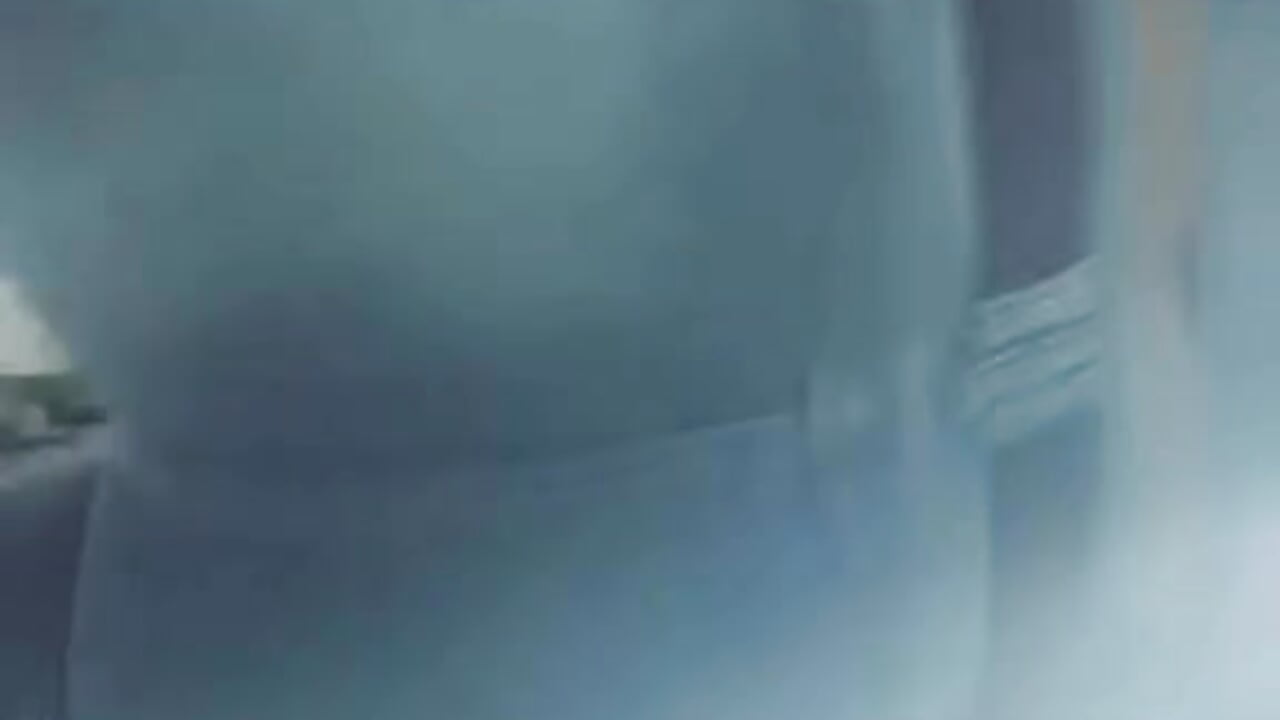 #tweerk zoom ass in jeans 🥴would love to do this movement feeling your..... hehe oops 🥵🤗👿 - video di MaryDeniro modella di cam