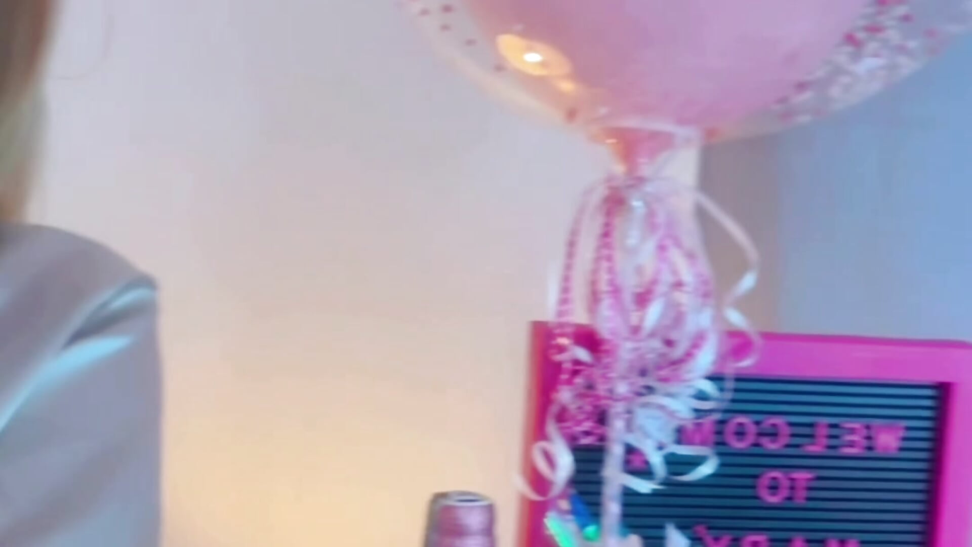 Happy birthday🎉❤️🎂today❤️❤️🎉🫶 - video di MaryDeniro modella di cam