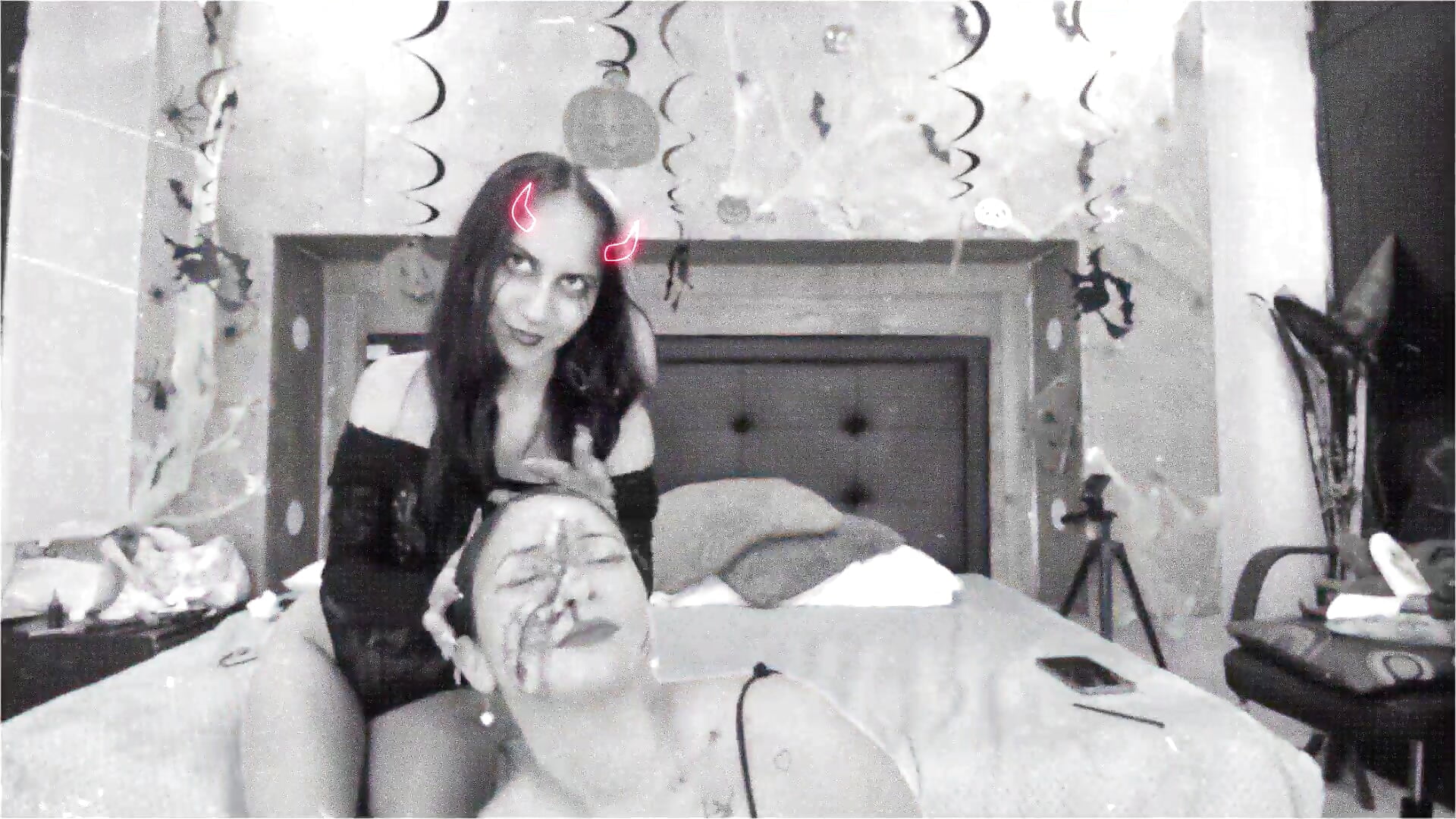 🎃 - video by SofiCams1 cam model