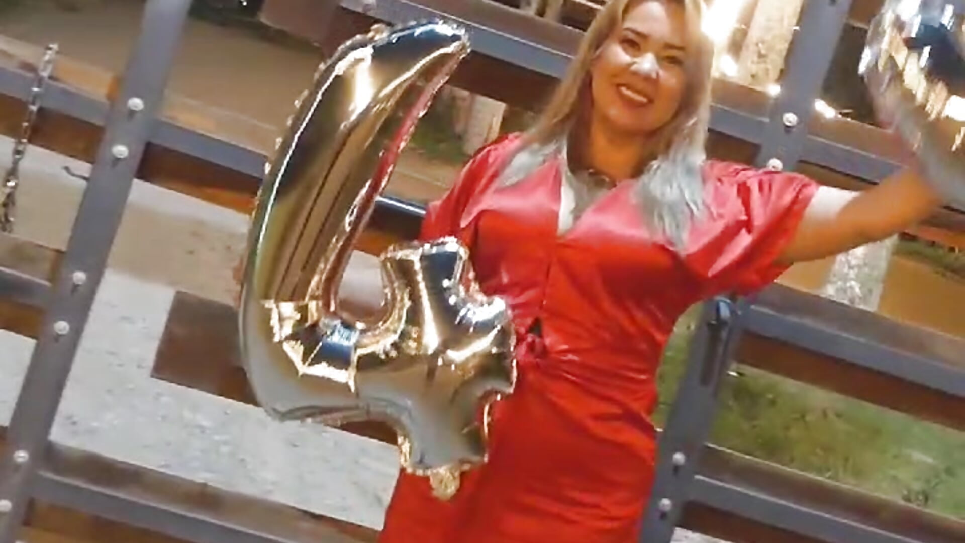 saying goodbye to 43 and happy about 44 and grateful for celebrating life – video af monaliza44