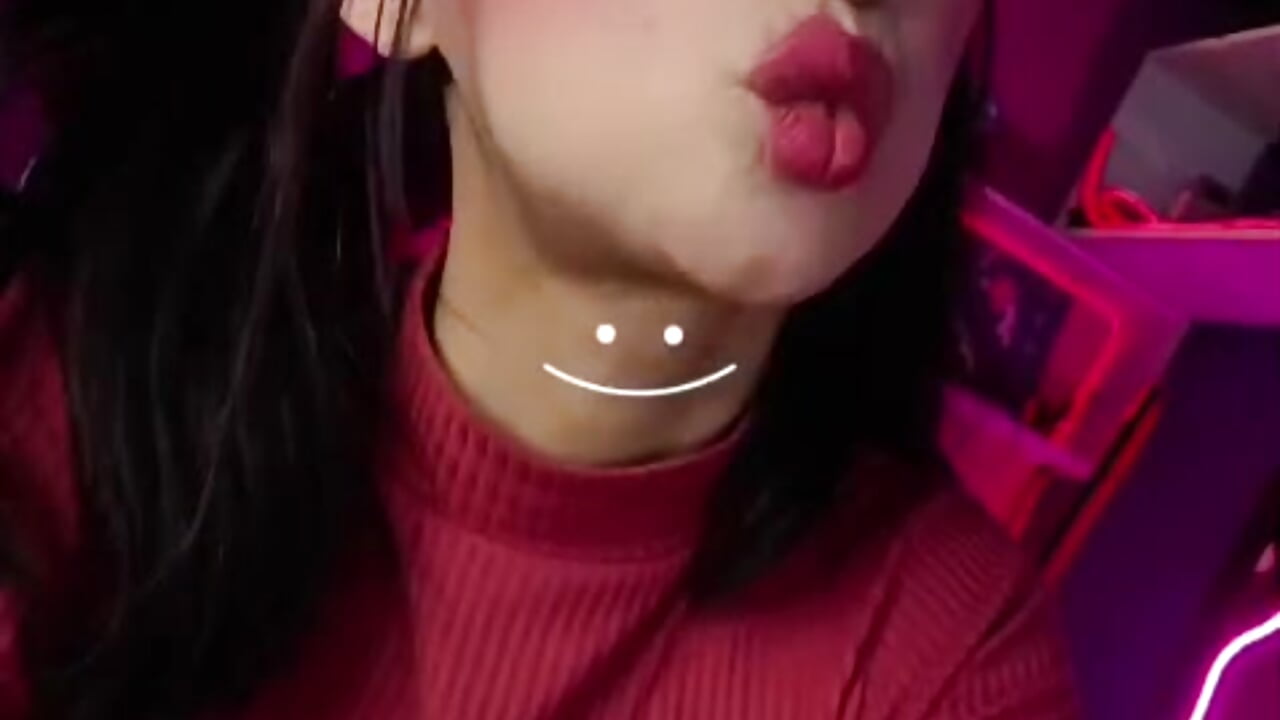 I have to much kisses for you - Vídeo de MyCutieBabe, modelo de vídeos