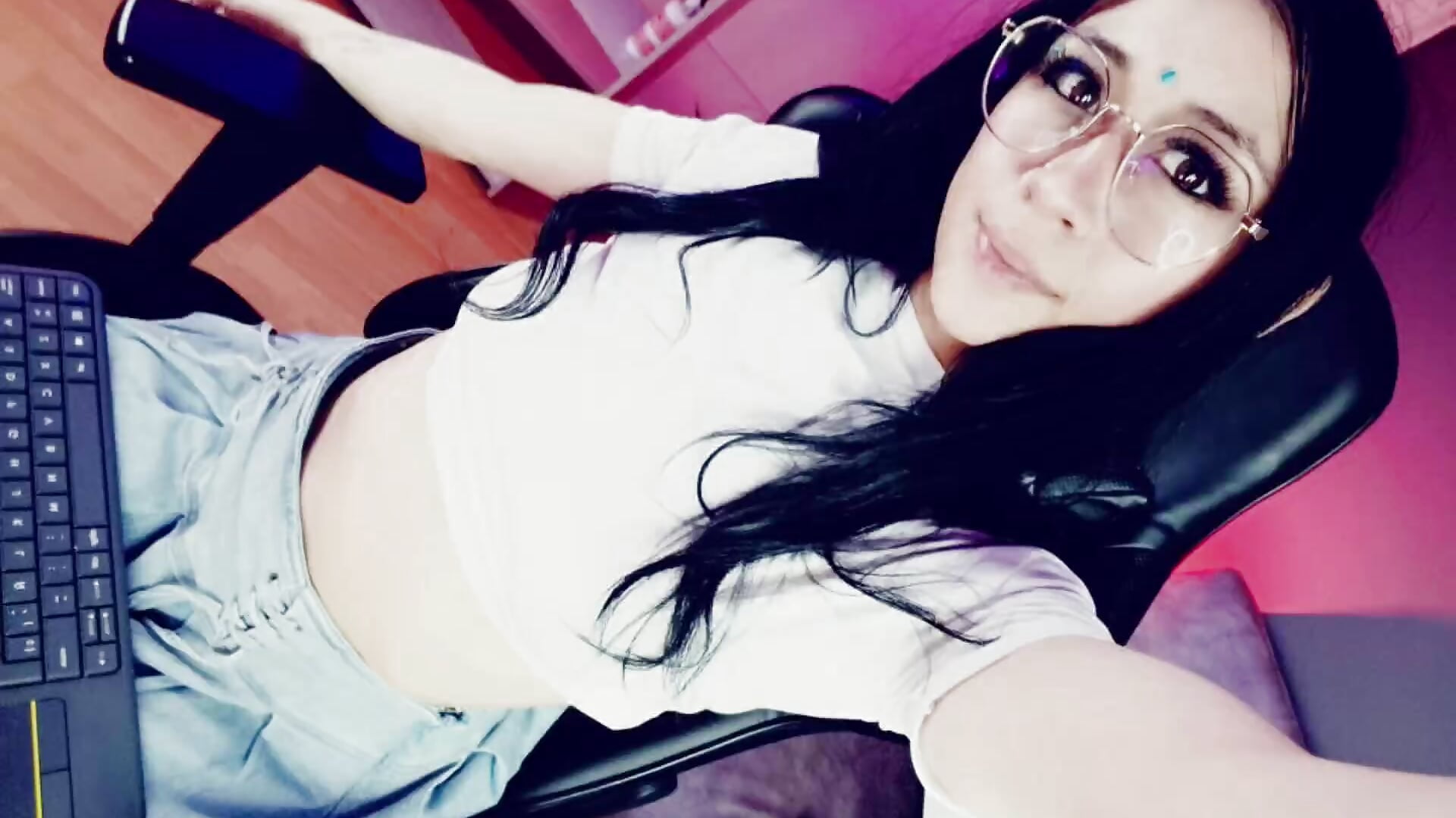 millly     teen - video by MyCutieBabe cam model