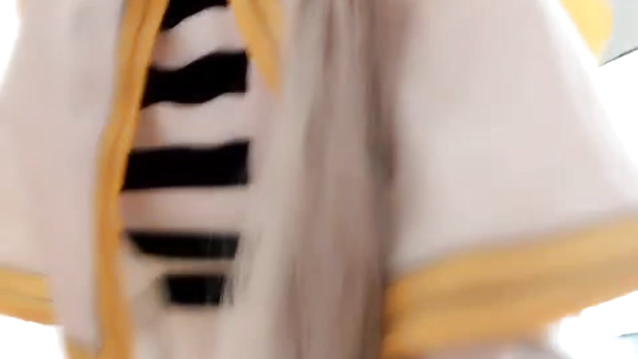 Fuck me sensual - video by Alicebenett cam model